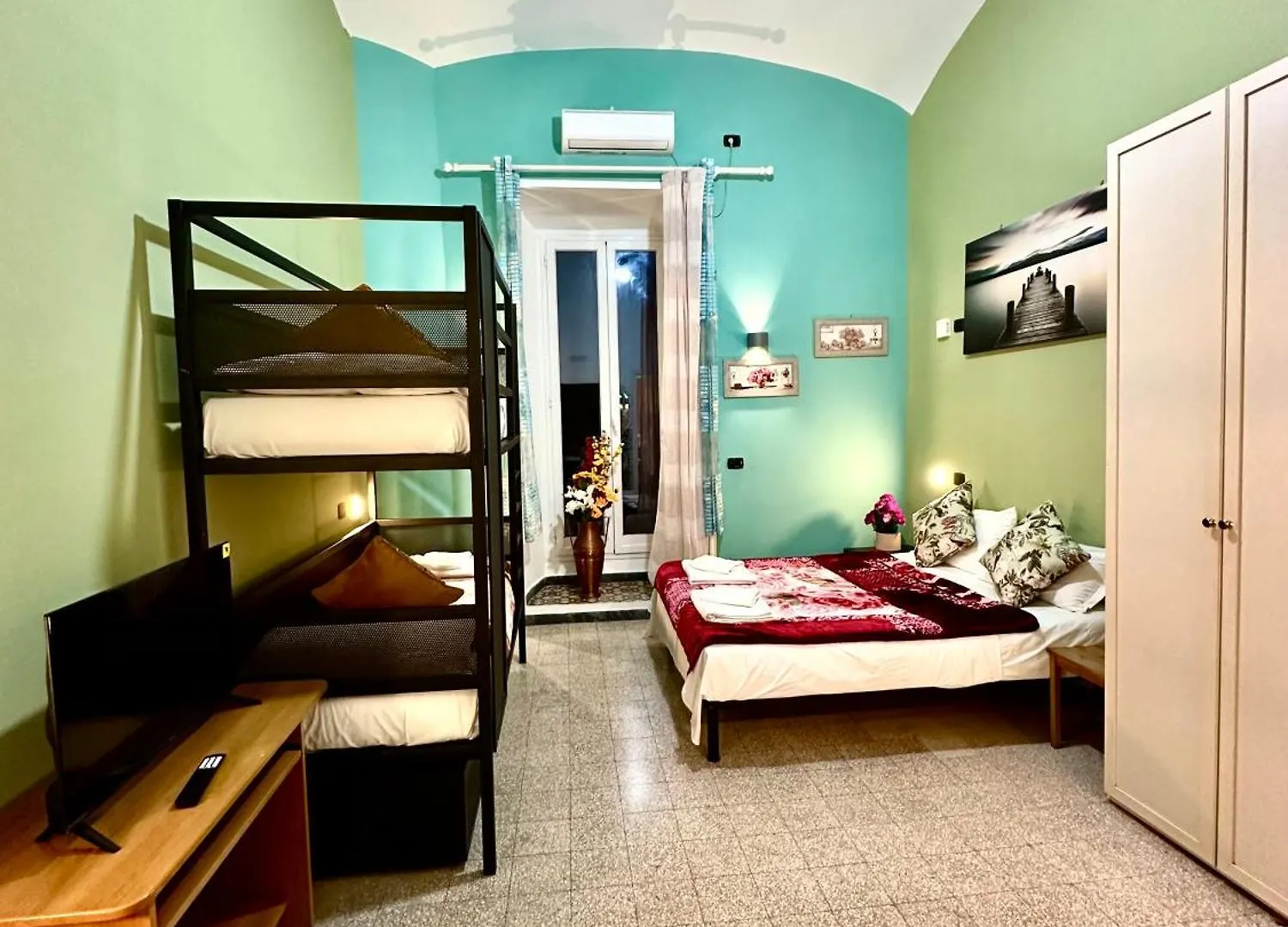 B&B Vittorio Suite Rome Centre Bed & Breakfast